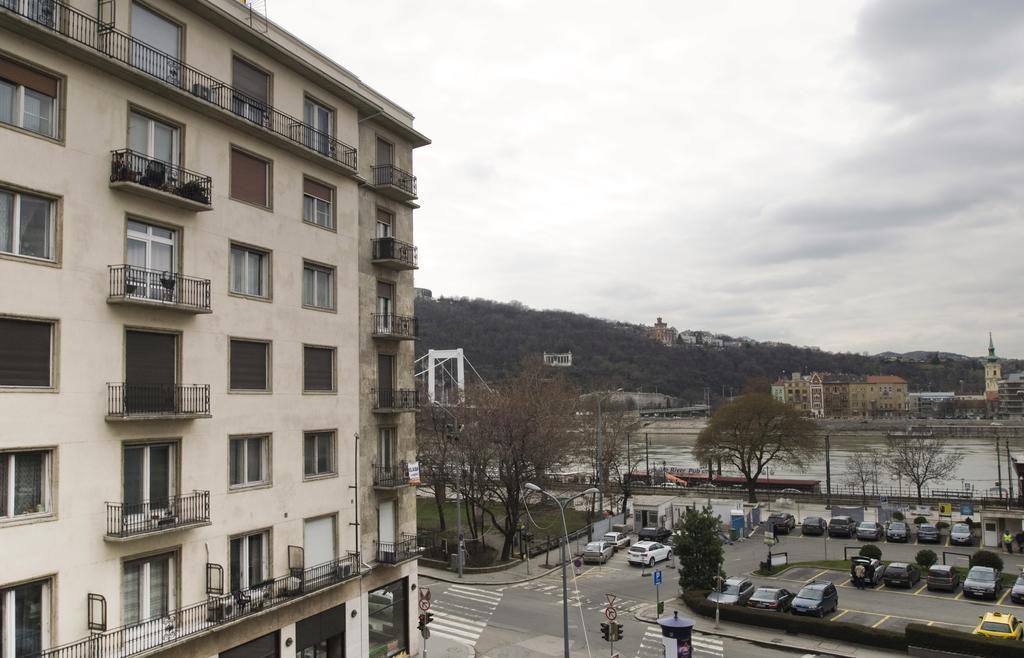 Regiposta Studio Budapeşte Oda fotoğraf